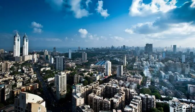 Mumbai Uncovered: The Guide to the City of Dreams